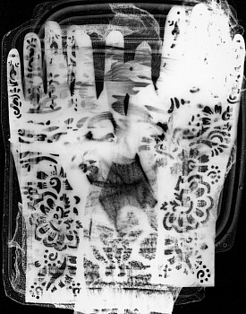 MAM Tradition & Modernity Hand in Hand II